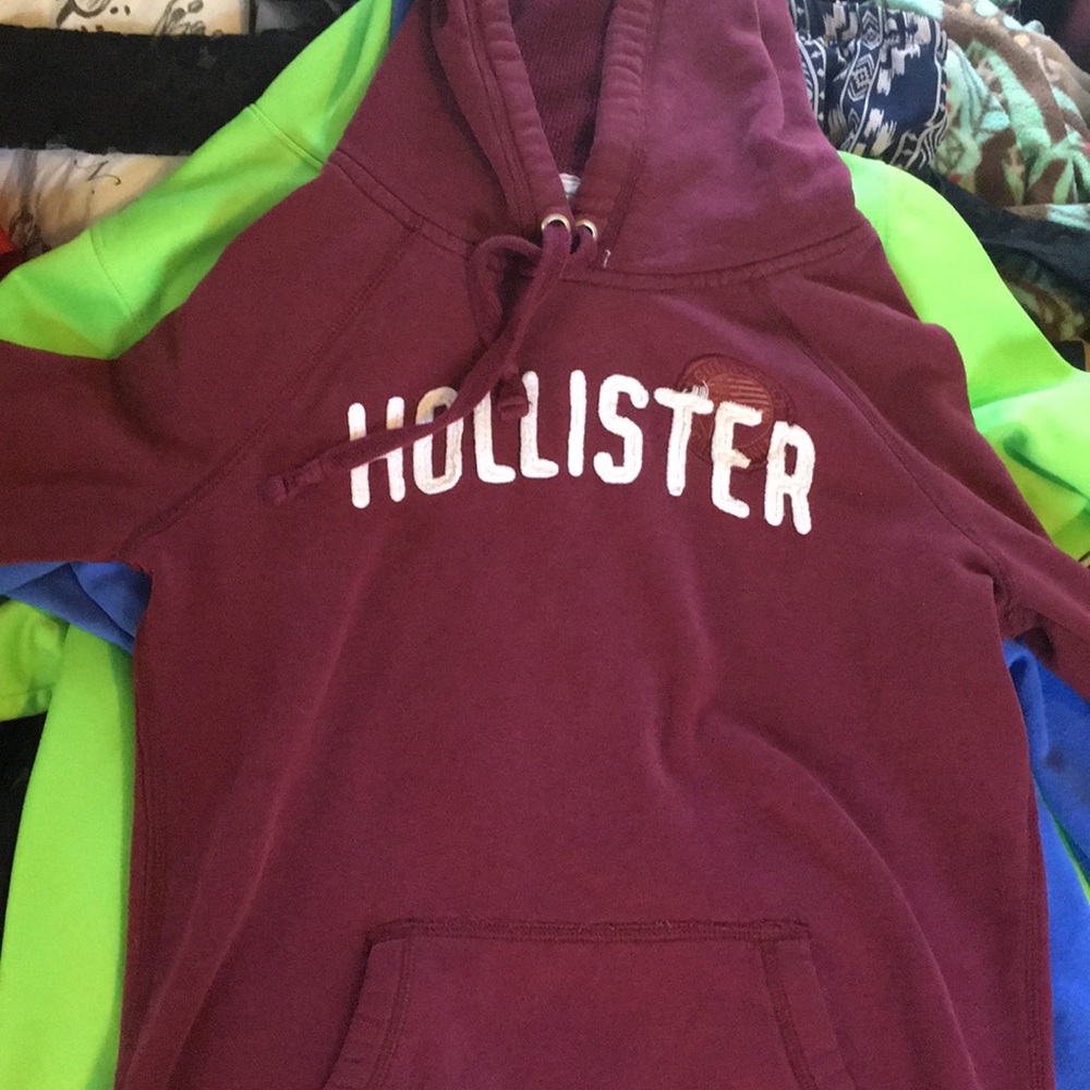 Hollister sweatshirt